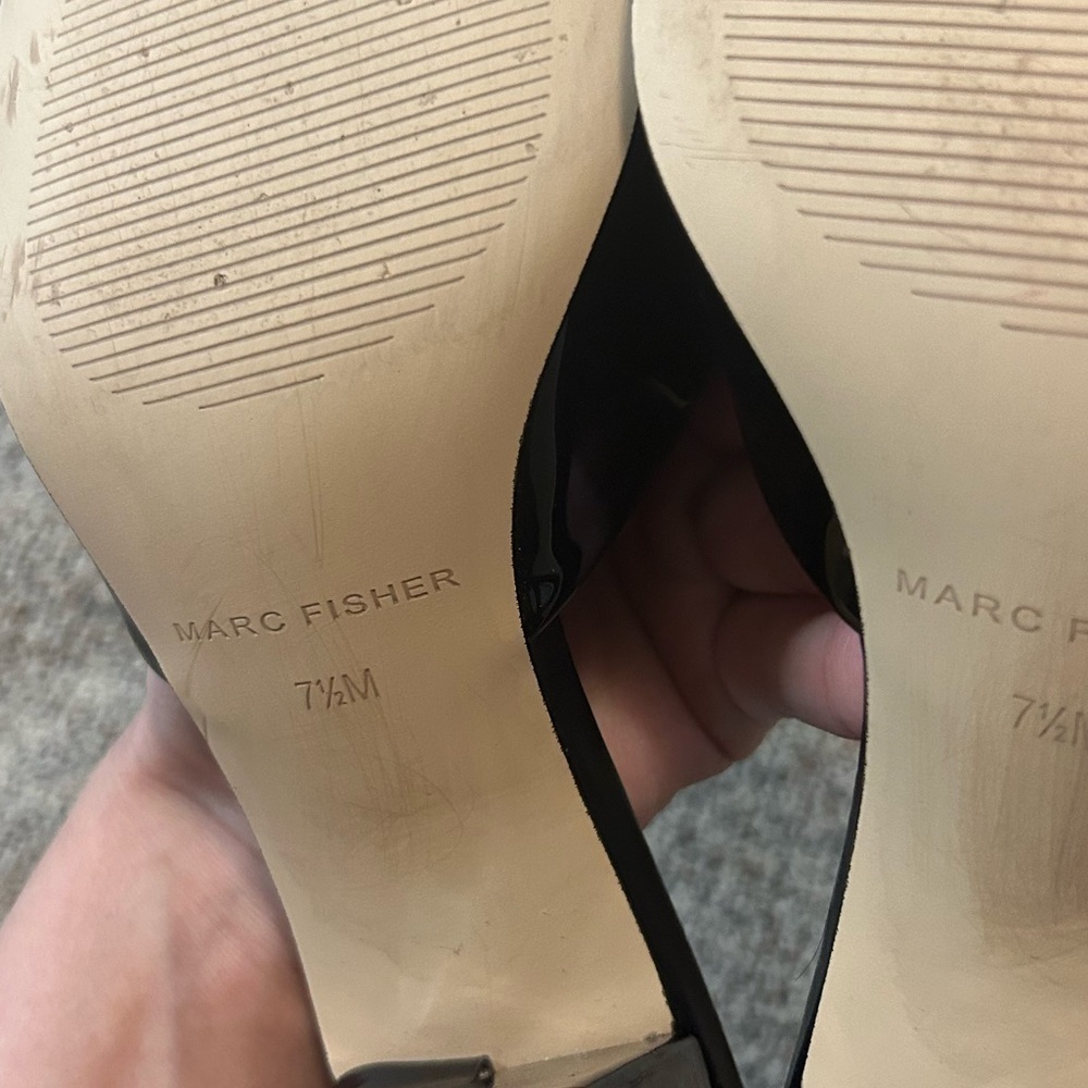 Marc Fisher Fynn Open Toe Slide Sandal - Picture 7 of 7